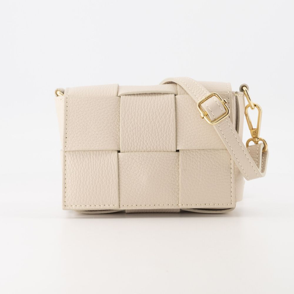Crossbodytas leer