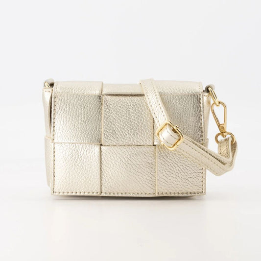Crossbodytas leer