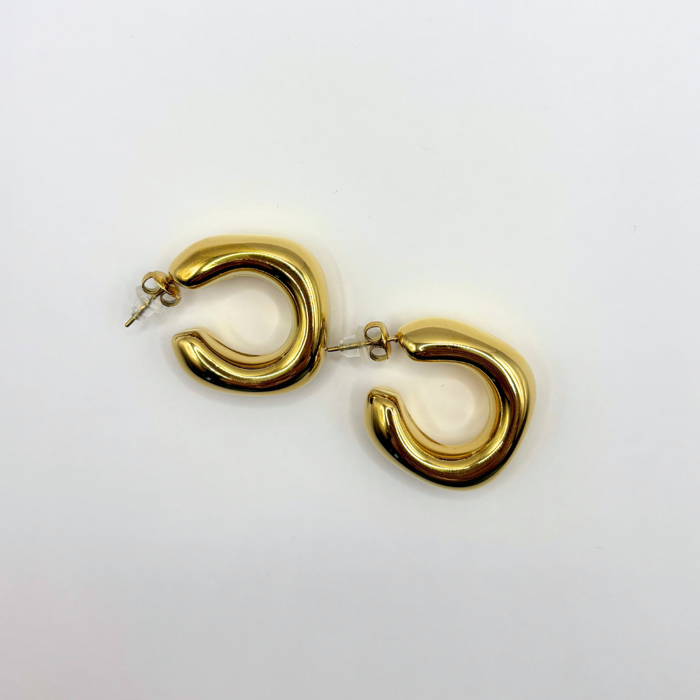 Hoops oorbellen