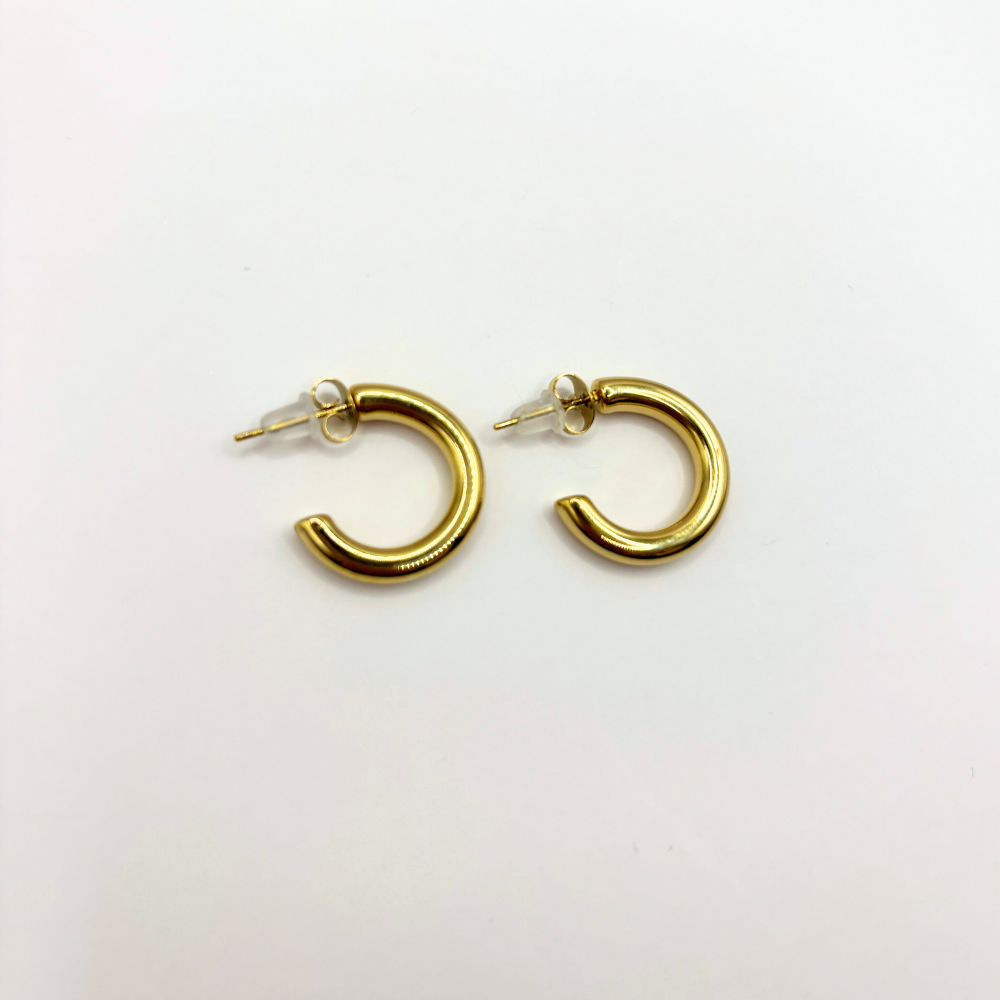 Hoops oorbellen