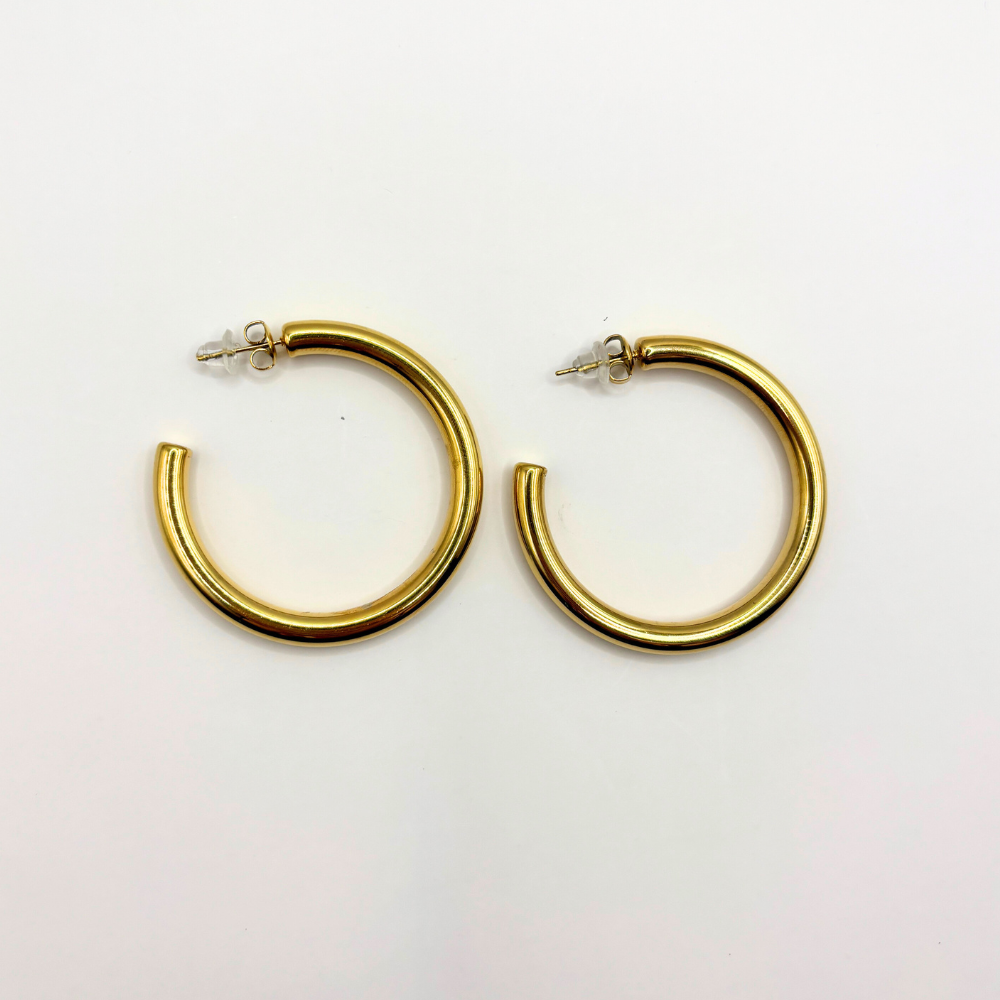 Hoops oorbellen
