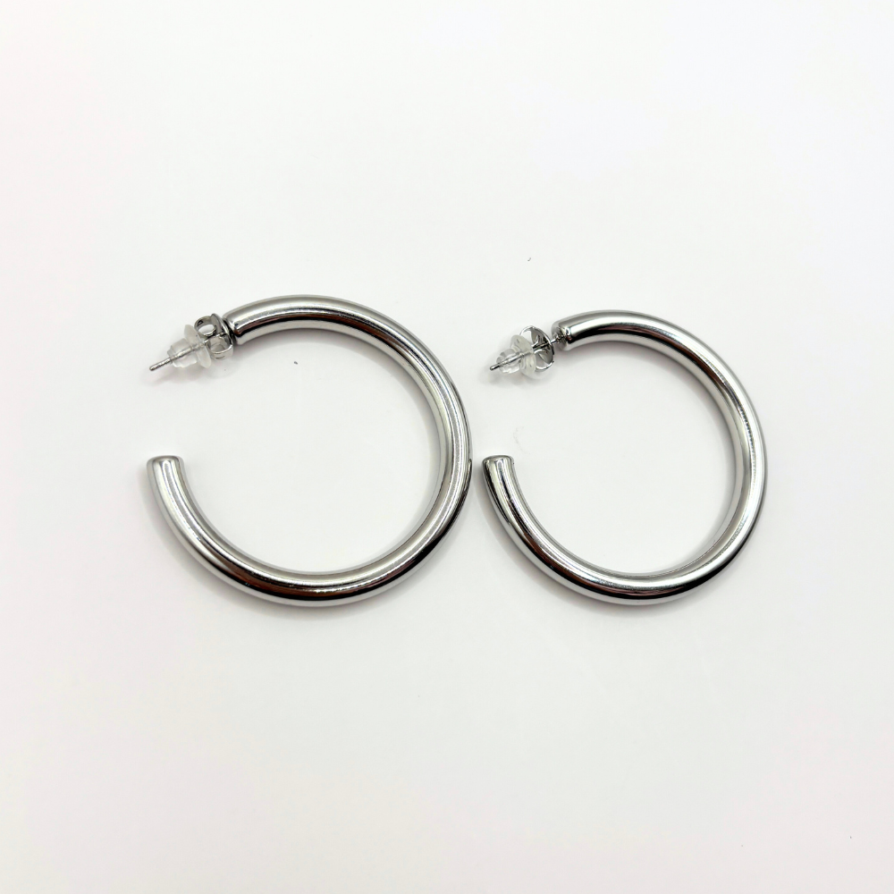 Hoops oorbellen