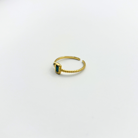 Ring met steentje