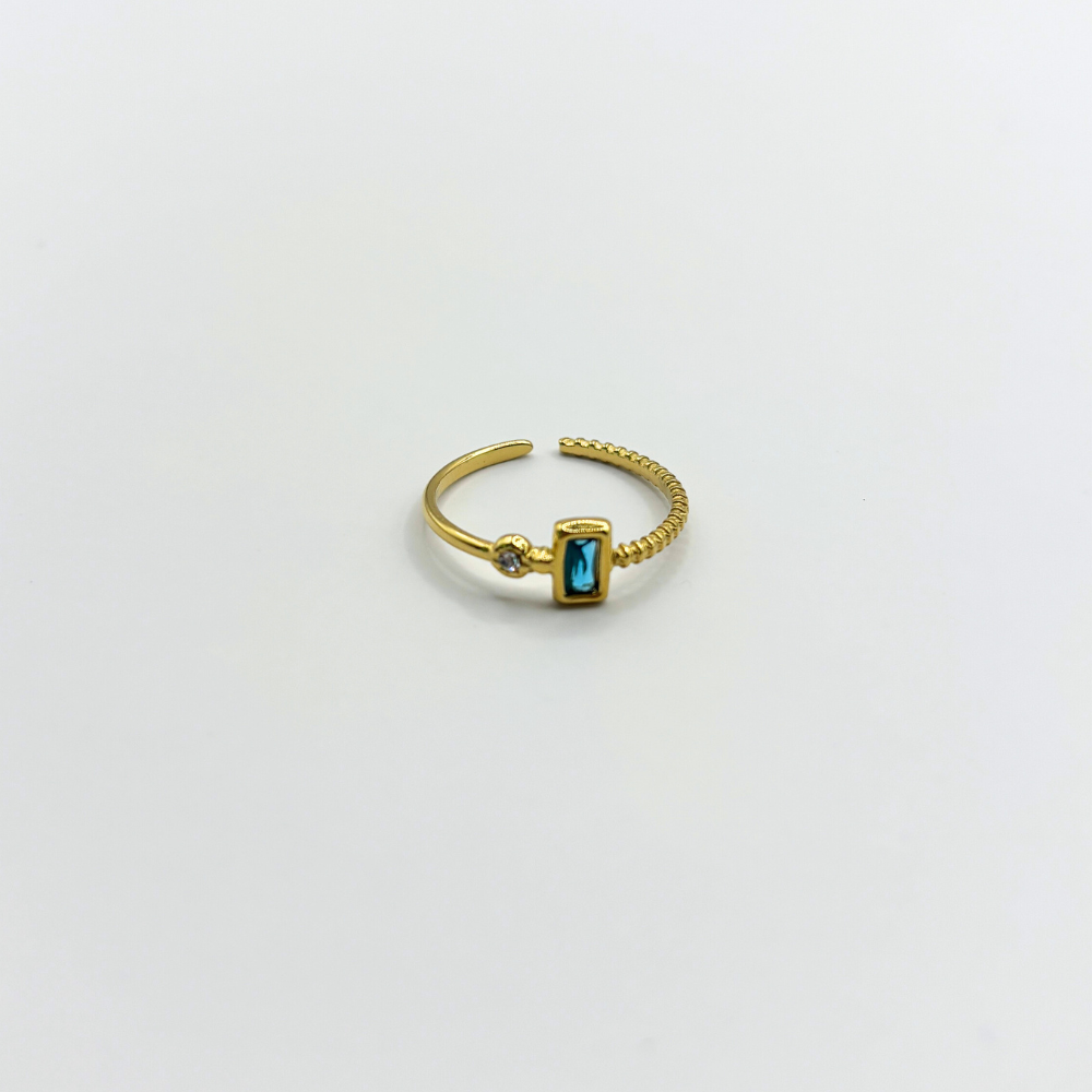 Ring met steentje