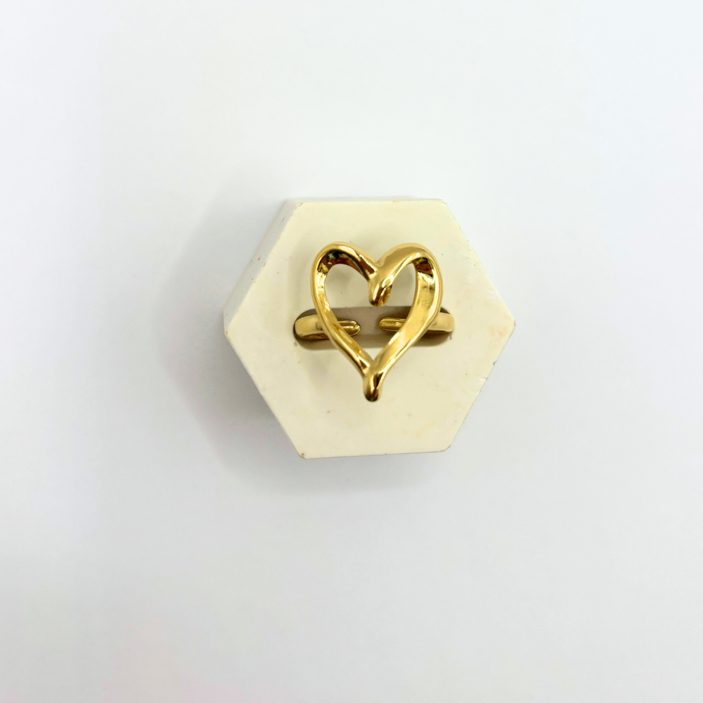Heart ring
