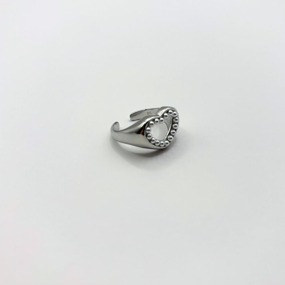 Ring heart pearl