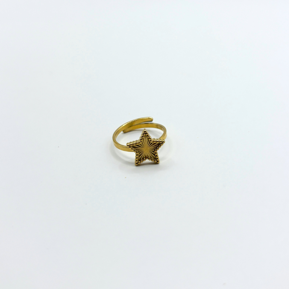 Star ring