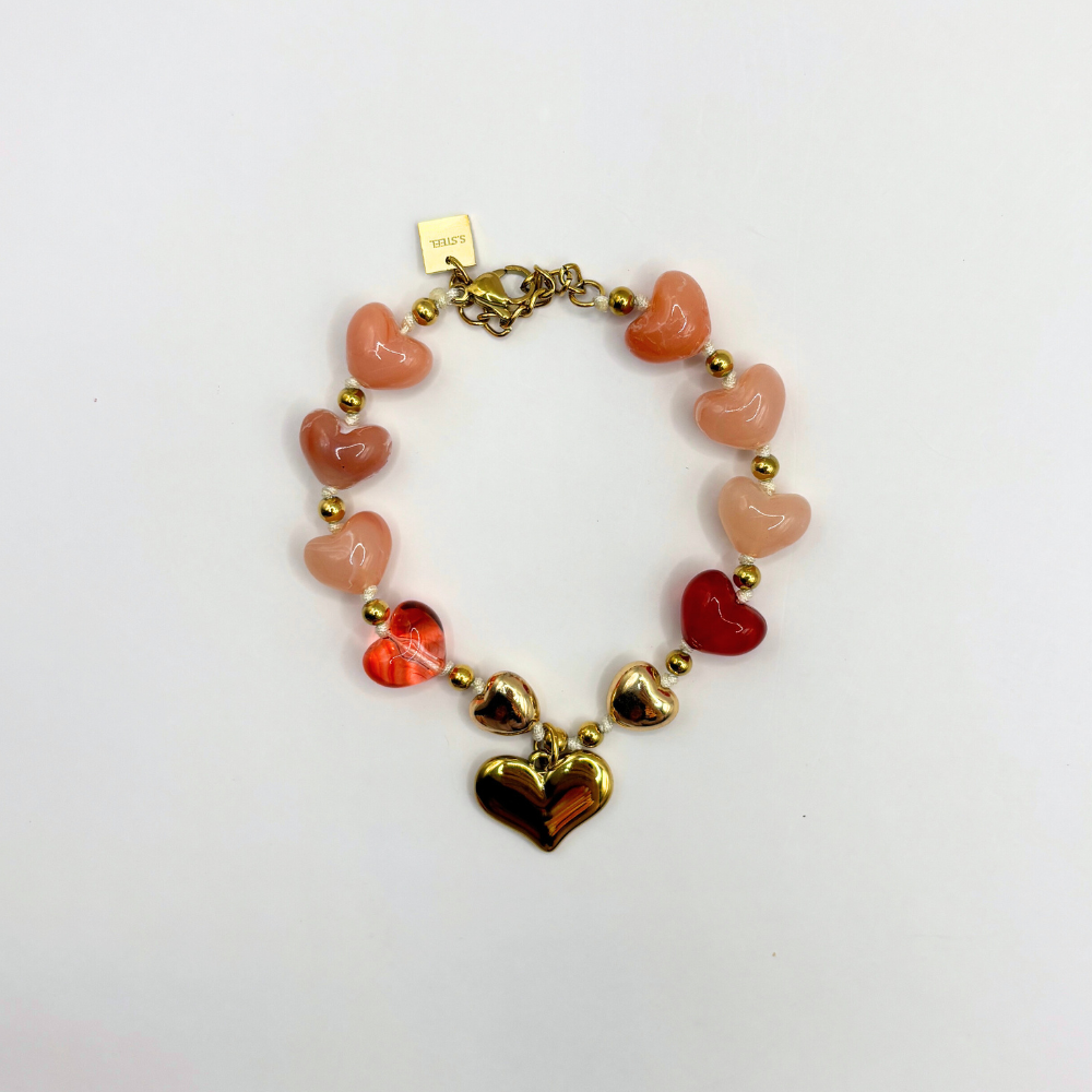 Hearts armband