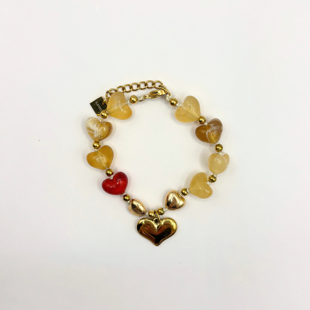 Hearts armband