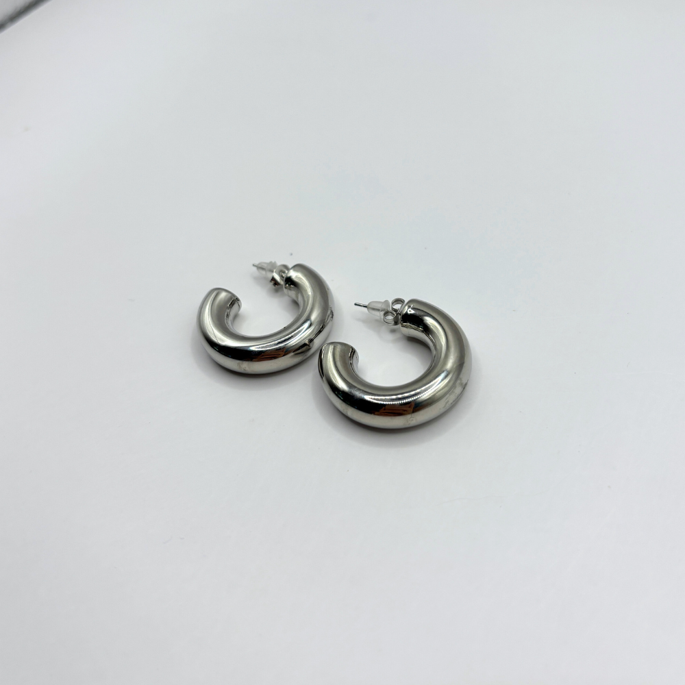 Hoops oorbellen