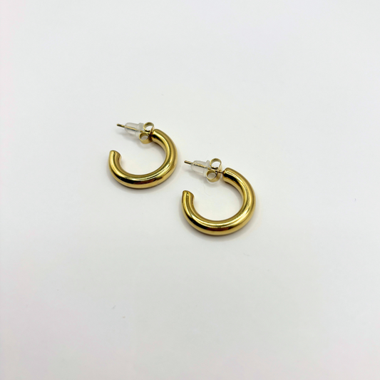 Hoops oorbellen