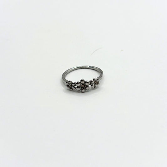 Flower ring