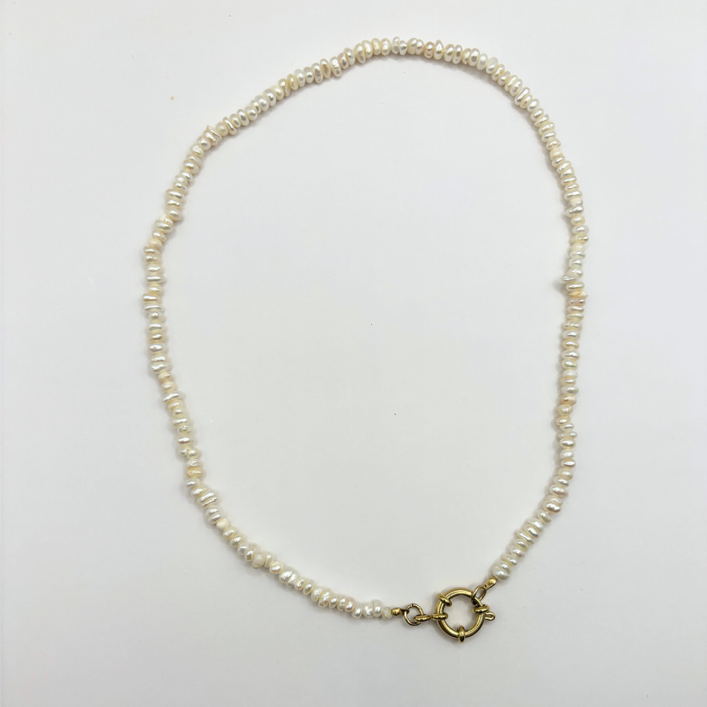 Parelketting met slotje