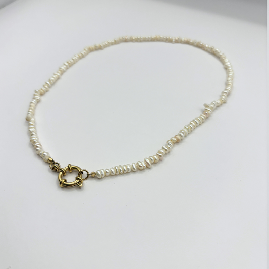 Parelketting met slotje