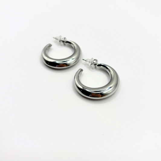 Hoops oorbellen