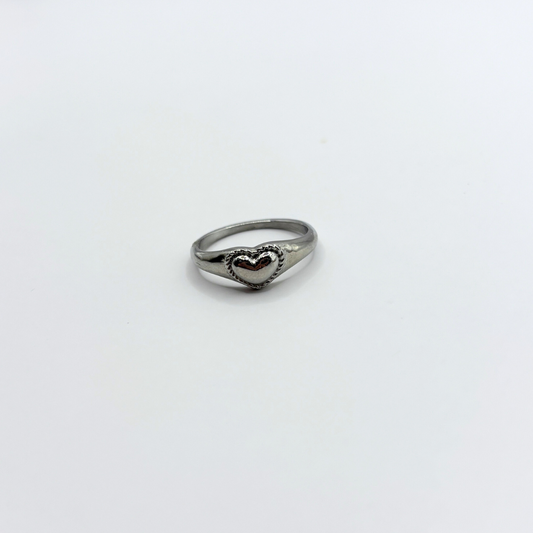 Heart ring